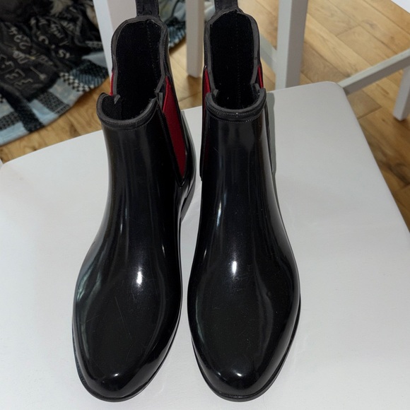 Lauren Ralph Lauren Shoes - Ralph Lauren rain boots size 10 Black and Red Ankle Boots